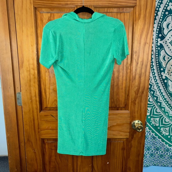 Green Ruched Button Up Dress - Picture 6 of 8